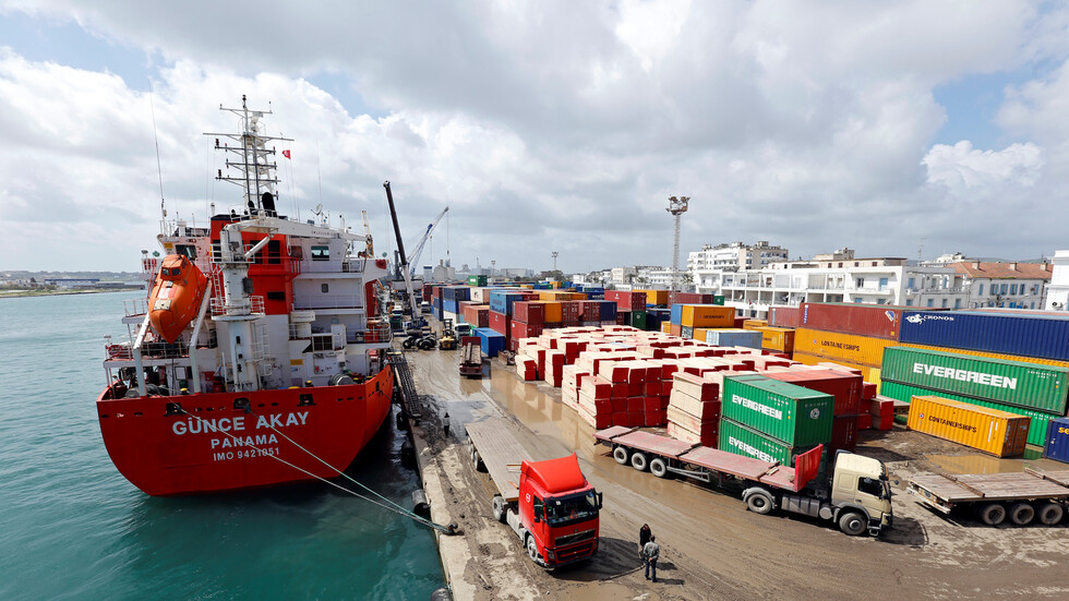 تونس مصدومة بعد فضيحة استيراد 