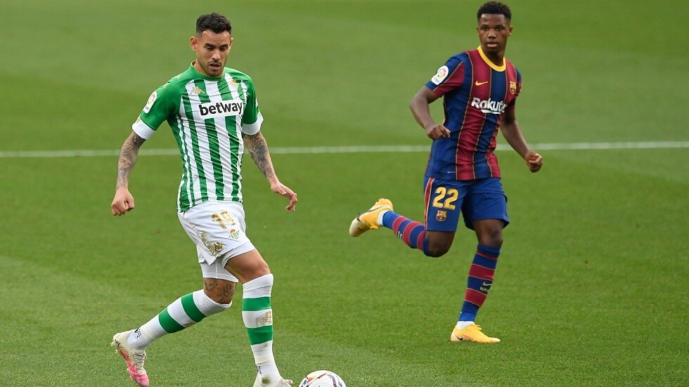 برشلونة يكشف عن حجم إصابة فاتي