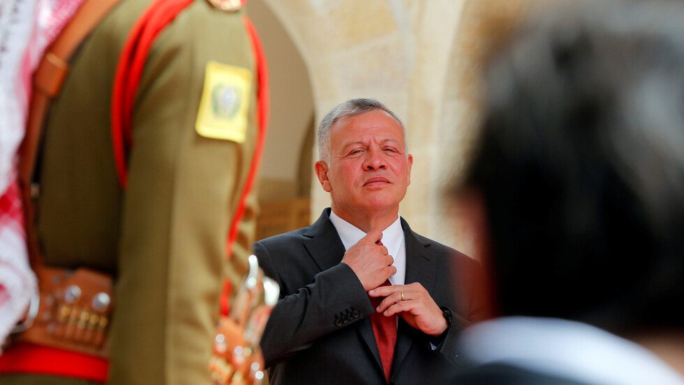 الملك الأردني يهنئ بايدن بالفوز الانتخابي وينشر صورة لهما