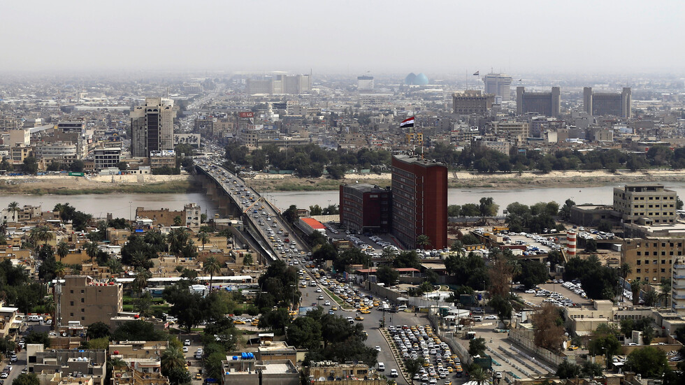 وفد وزاري سعودي يزور العراق للقاء الكاظمي والحلبوسي