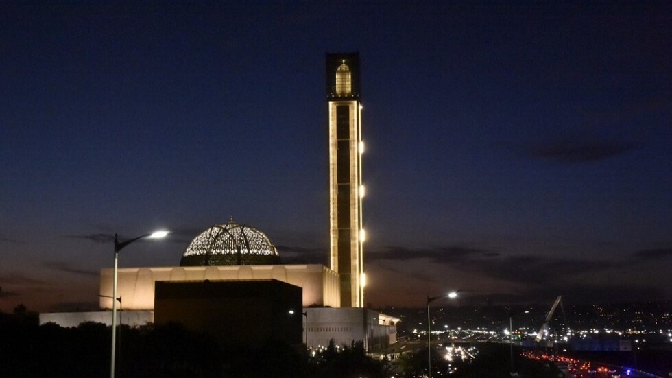 الجزائر تؤكد لفرنسا رفضها 