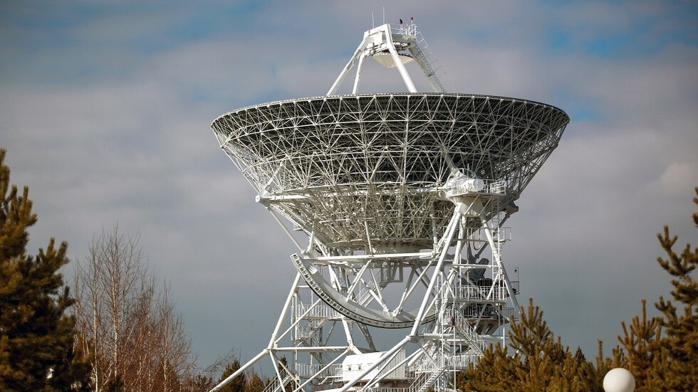 انقطاع كابل تلسكوب مرصد 