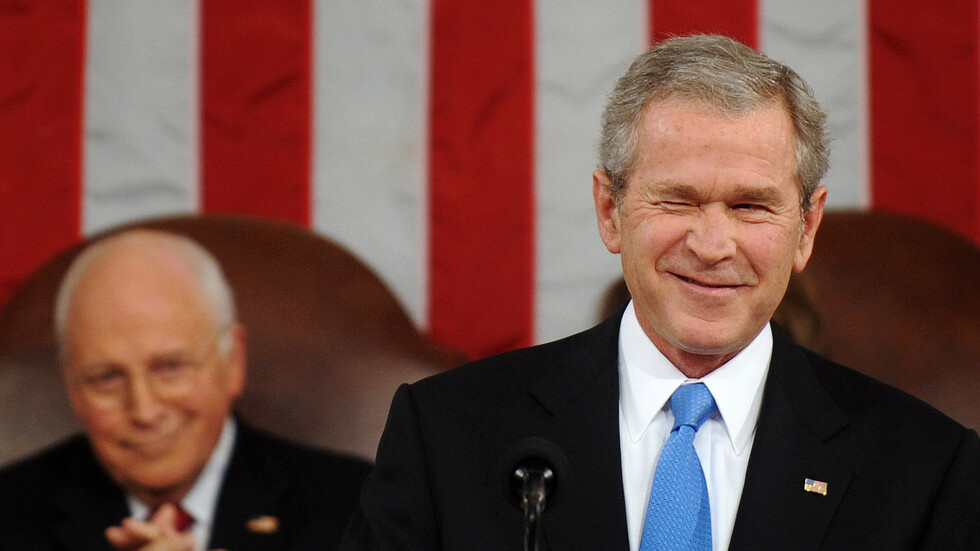 بوش يهنئ بايدن ويصفه بالـ"الرجل الجيد"