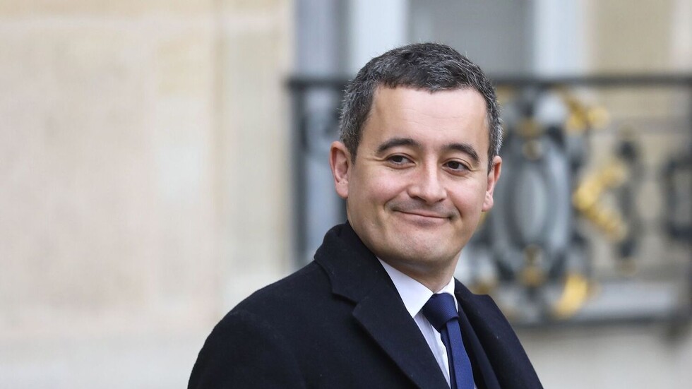 وزير الداخلية الفرنسي يزور قرية جده موسى في الجزائر