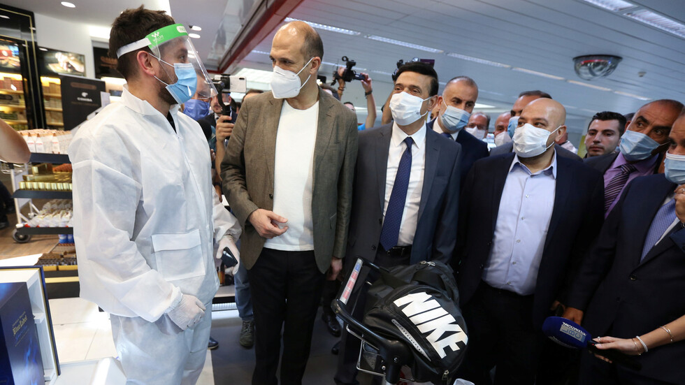 لبنان.. سنكون بين أول الدول التي ستستفيد من لقاح 