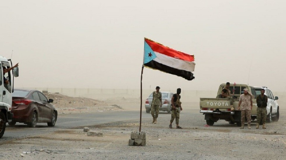 مراسلنا: تجدد الاشتباكات بين القوات الحكومية والانتقالي شرقي اليمن