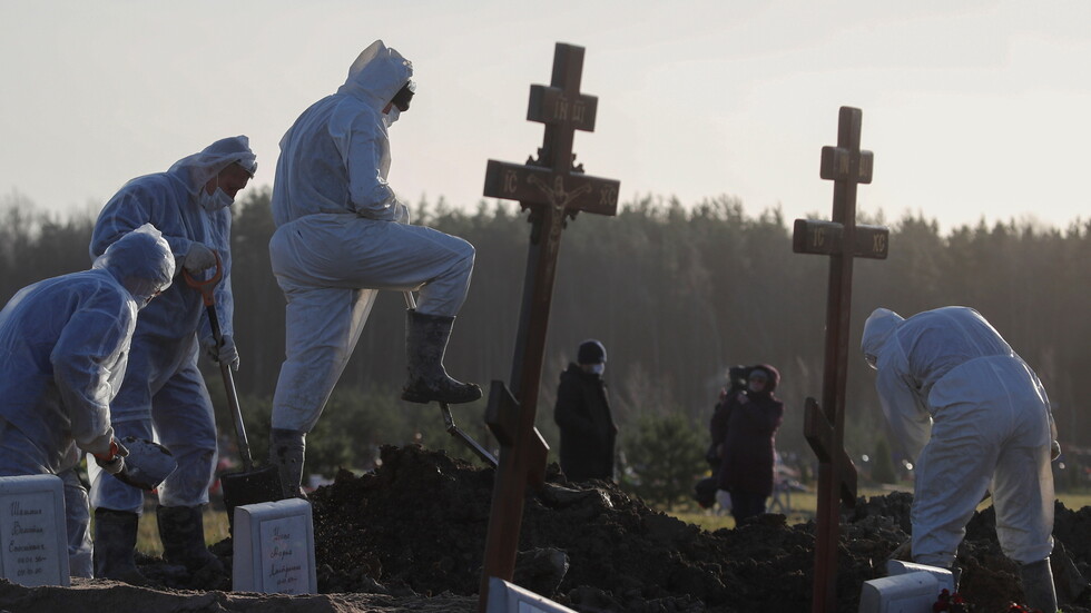 كورونا في روسيا.. الإصابات الجديدة تلامس الـ20 ألفا والوفيات فوق الـ400 لأول مرة