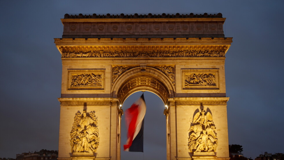 الخارجية الفرنسية: ندين الهجوم في جدة