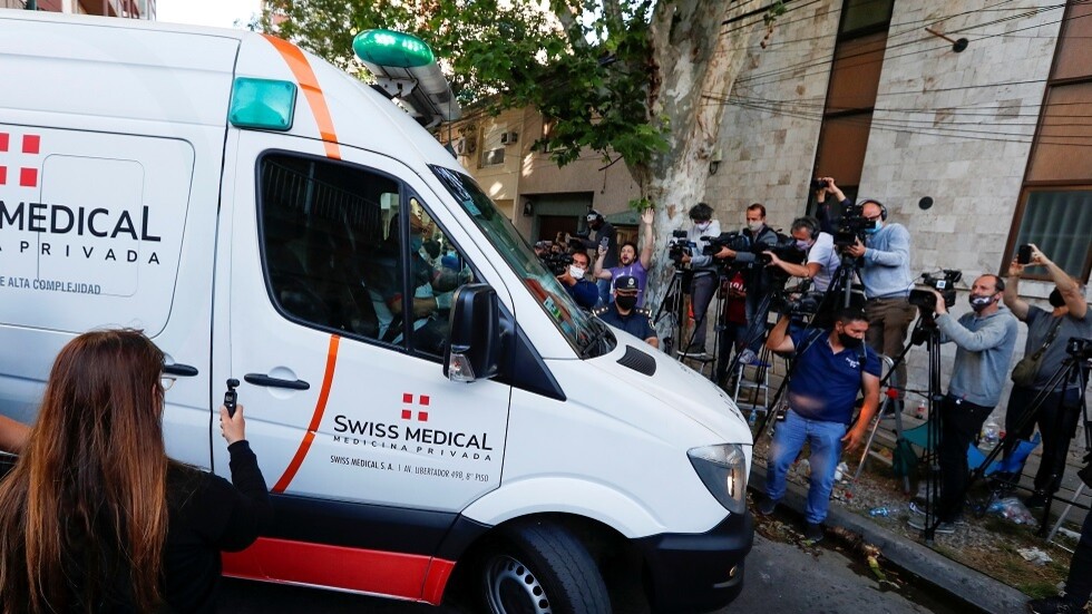 مارادونا ينجو بمعجزة.. بعد الكشف عن نزيف في المخ