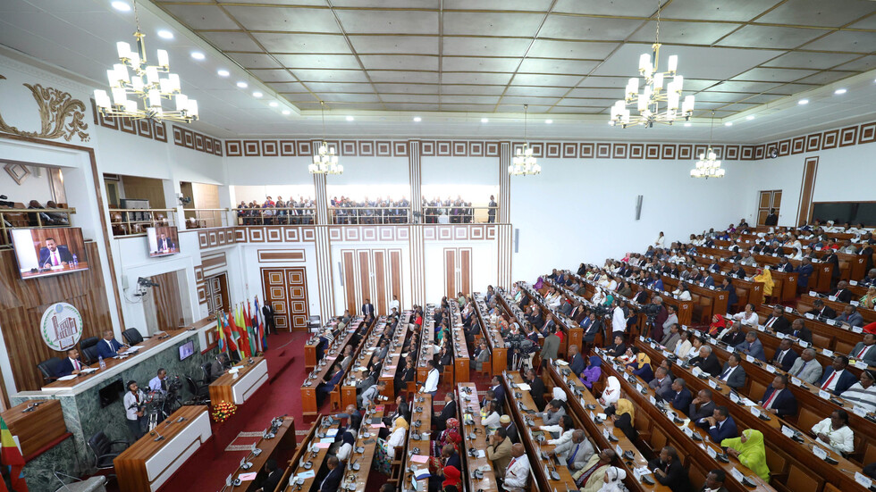 برلمان إثيوبيا يرفع الحصانة عن زعيم تيغراي