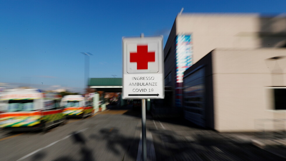 الإصابات اليومية بكورونا في إيطاليا تتخطى لأول مرة الـ40 ألفا