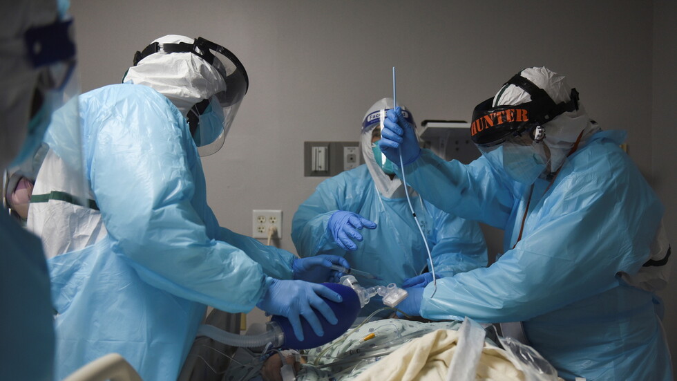 مراكز أمريكية: 181801 إصابة و1364 وفاة جديدة بكورونا في الولايات المتحدة