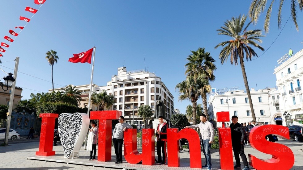 تونس تمدد تدابير الوقاية من كورونا 3 أسابيع إضافية