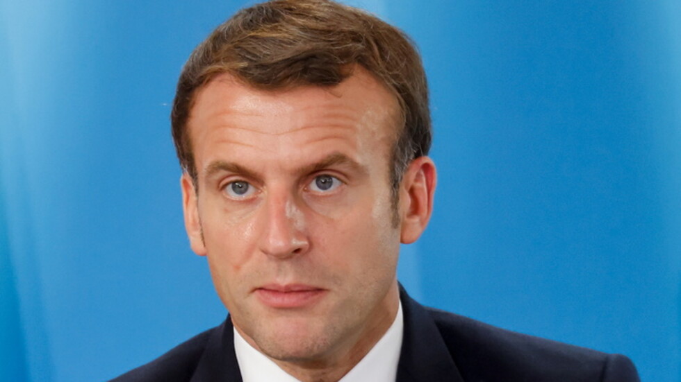 إيمانويل ماكرون يأسف لـ" الدعم الدولي الخجول" لبلاده ويؤكد "لن نغير قيمنا"