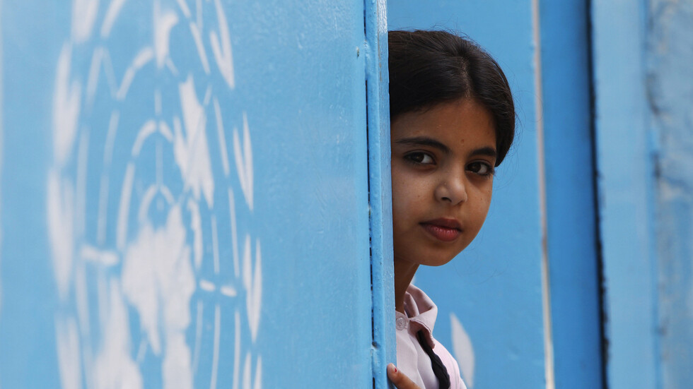 "الأونروا" تحذر من كارثة في غزة ولبنان بسبب نقص التمويل