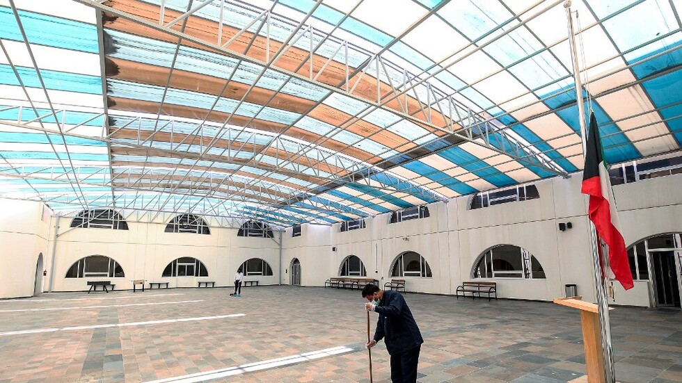 الكويت.. 6 وفيات و556 إصابة بفيروس كورونا