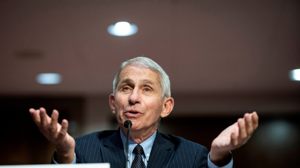 فاوتشي: الانتقال السلس للسلطة مهم لمكافحة جائحة كورونا