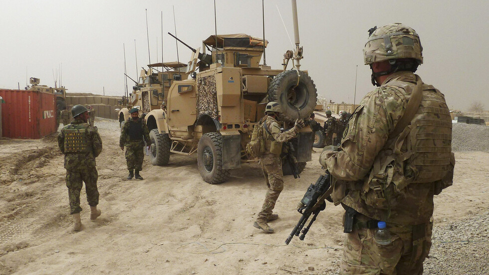 الخارجية الروسية تعلق على قرار ترامب سحب قواته من أفغانستان