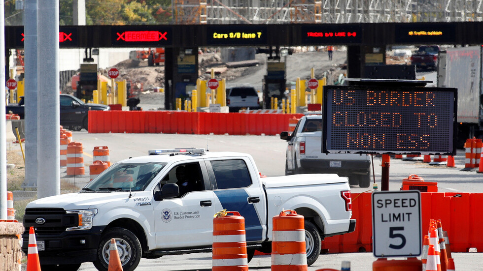 حرس الحدود الأمريكي يعتقل أمريكيين "مرتبطين بإيران" بعد مقتل سليماني