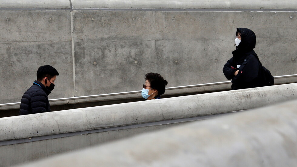 كوريا الجنوبية: الموجة الثالثة من فيروس كورونا جارية