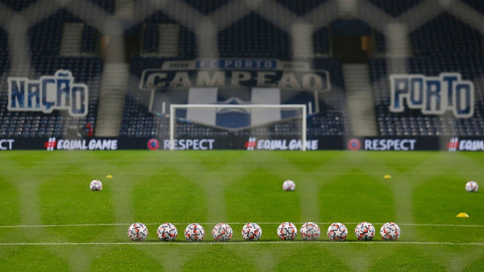 أولمبياكوس يتهم "الفيفا" بعدم حماية اللاعبين