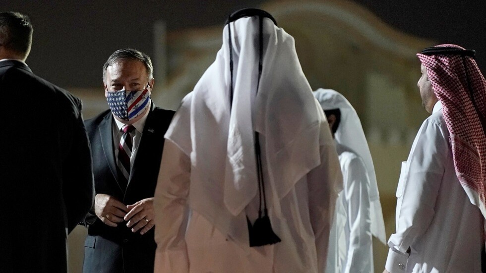 أمير قطر يبحث مع بومبيو الملفات الإقليمية