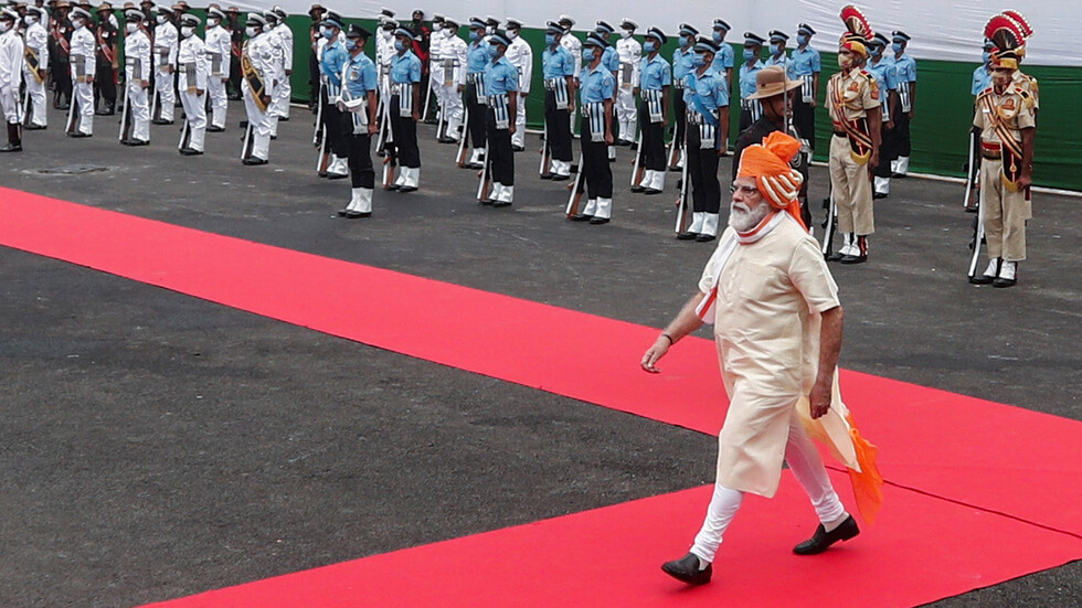 رئيس وزراء الهند: سنضاعف قدراتنا لتكرير النفط وسنعتمد أكثر على الغاز الطبيعي