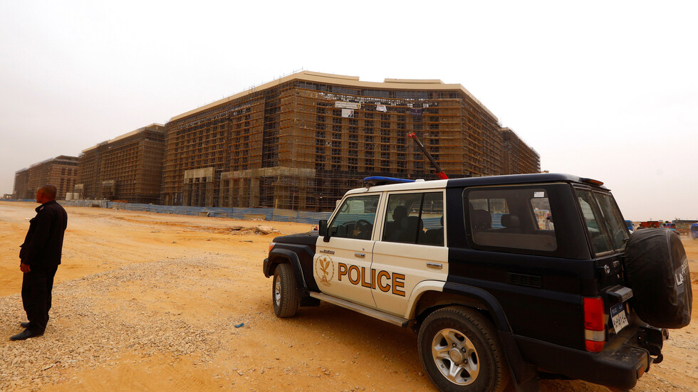 صور تكشف عن الوجه الحقيقي لـ"سفاح الجيزة" وتنكره بأشكال مختلفة