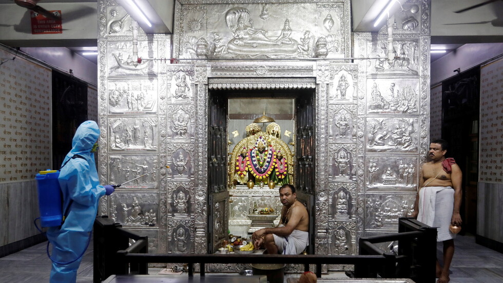 الهند تعتزم وقف جلسات البرلمان بسبب تزايد إصابات كورونا