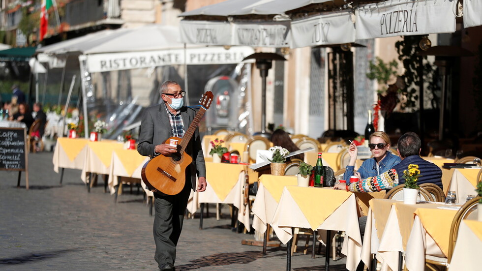 إيطاليا.. وفيات كورونا تتخطى الـ50 ألفا