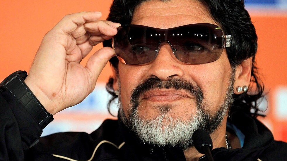 برشلونة ينعى الراحل مارادونا