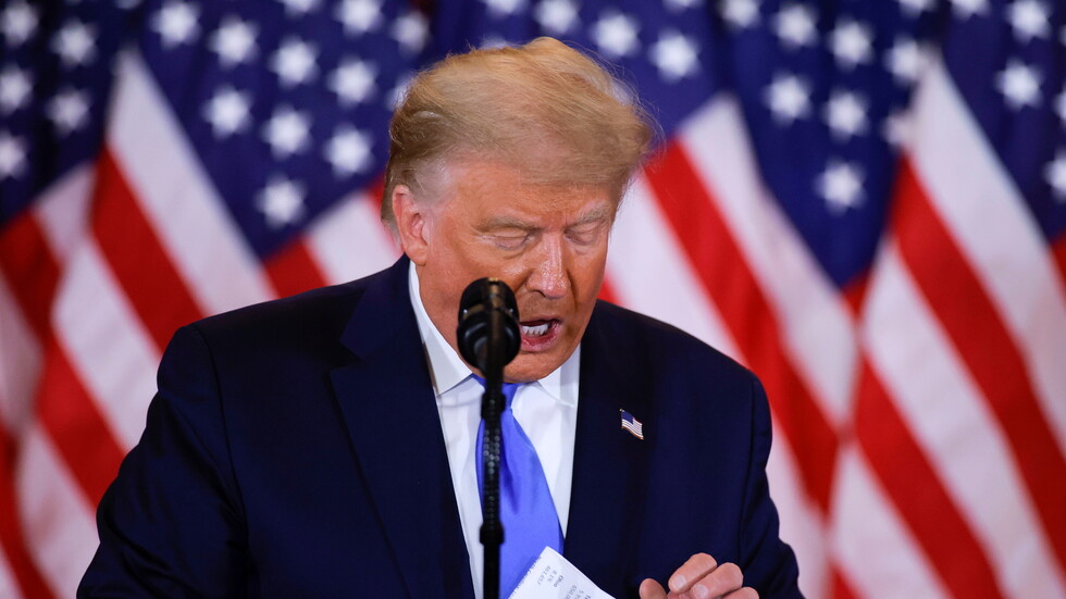 ترامب يصدر عفوا عن مستشاره السابق مايكل فلين