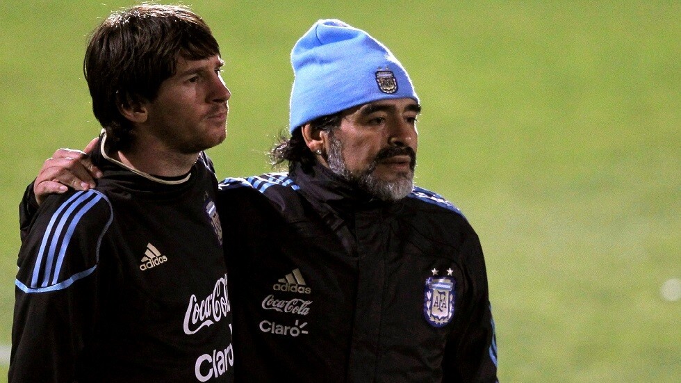 ميسي: حتى لو لعبت لمليون عام فلن أقترب أبدا من مارادونا