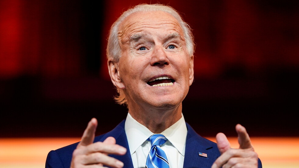 بايدن ينوي تعيين أرملة الراحل جون ماكين سفيرة لواشنطن في لندن