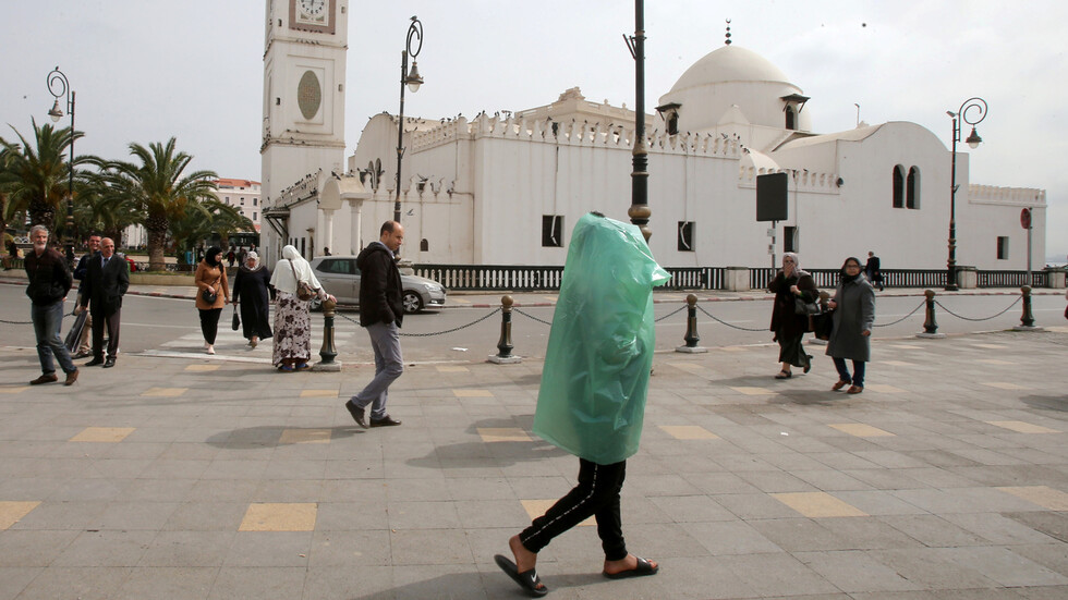 وزير الصحة الجزائري: الجزائر ستختار لقاحها ضد كورونا الأسبوع المقبل..والوباء تحت السيطرة