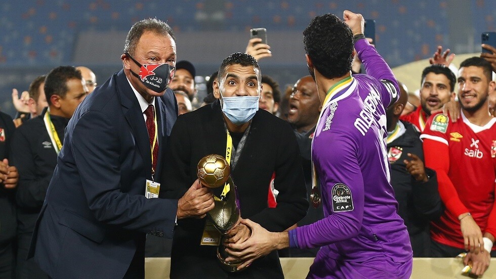 الأهلي المصري يوجه رسالة للرئيس السيسي ويعلن رفضه لـ"أية إساءة"