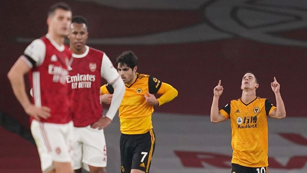 أرسنال يسقط في عقر داره بثنائية أمام وولفرهامبتون