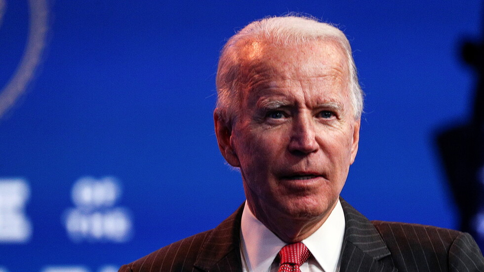 الفحوص الإضافية تؤكد إصابة بايدن بكسور دقيقة في قدمه