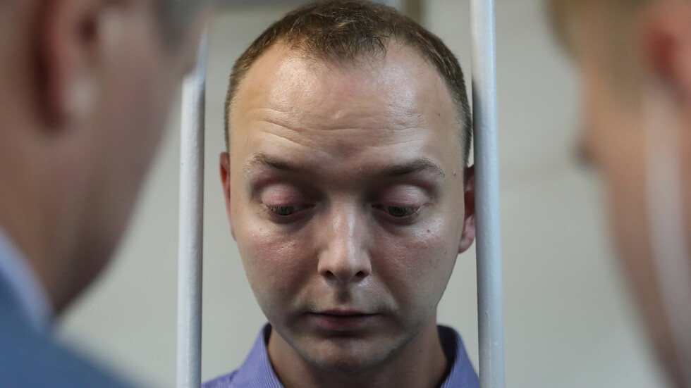 القضاء الروسي يمدد احتجاز مستشار رئيس وكالة الفضاء الروسية المتهم بالخيانة العظمى