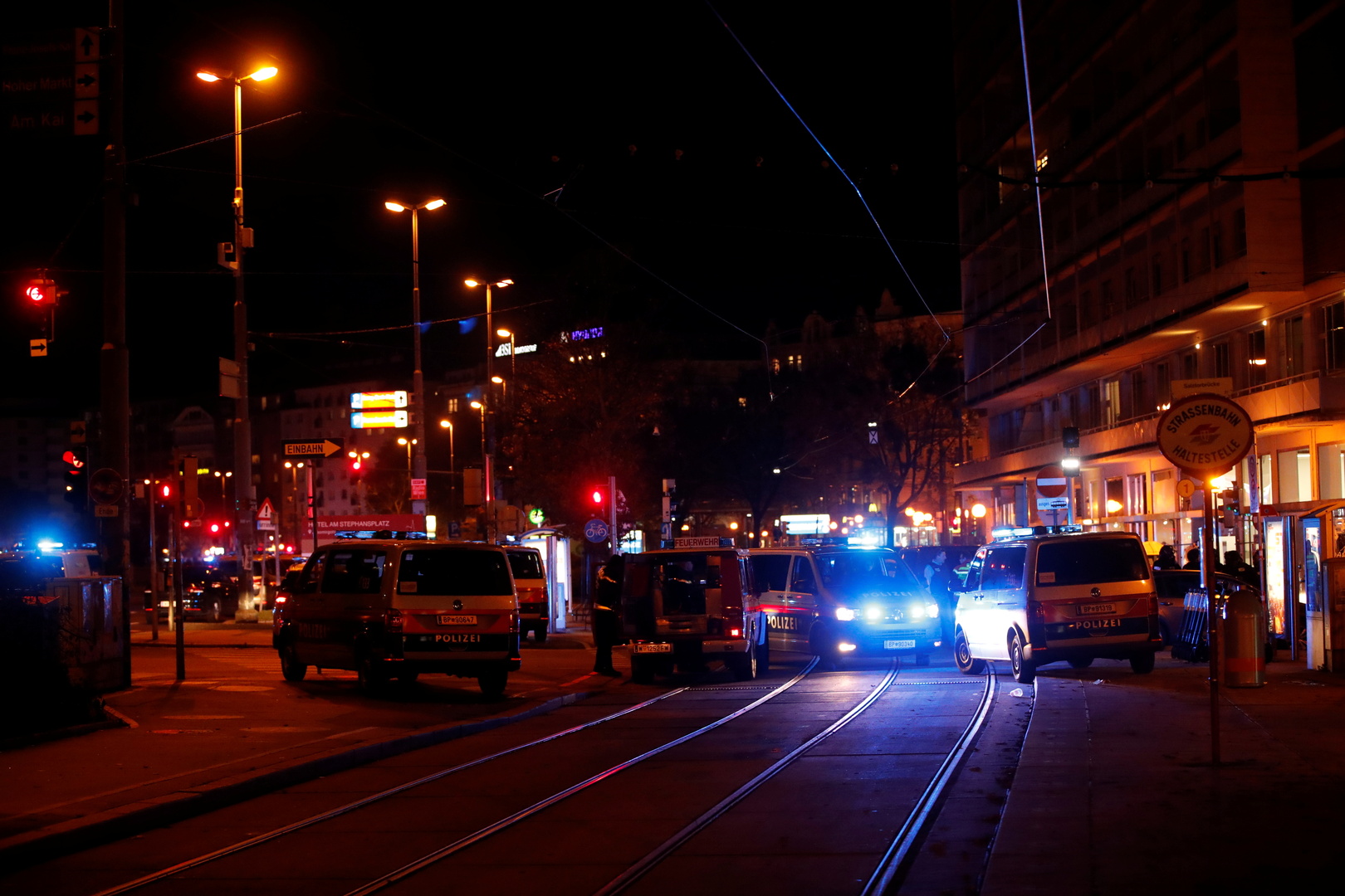 السلطات النمساوية تعلن عن هجوم إرهابي وسط فيينا أسفر عن سقوط قتلى وجرحى