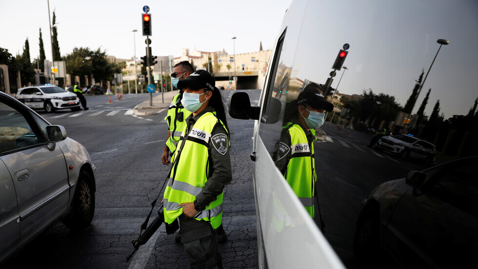 إسرائيل تسجل 811 إصابة و26 وفاة جديدة بفيروس كورونا