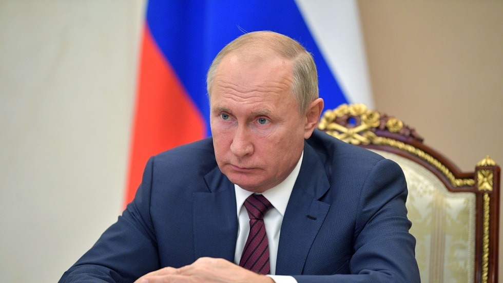 بوتين يعدّ روسيا لمواجهة الأزمات