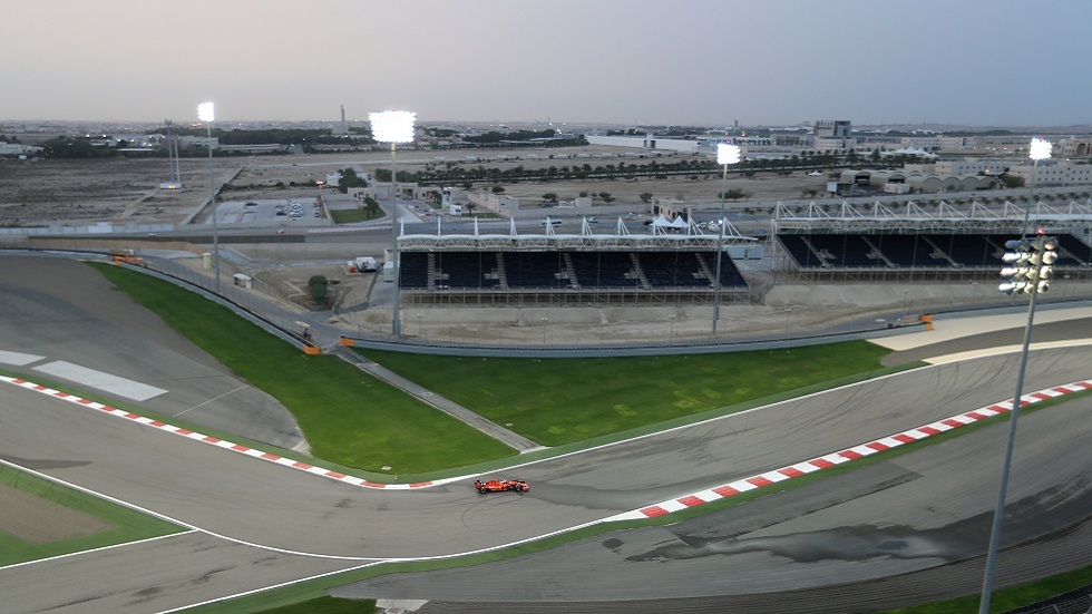 سباقا البحرين للفورمولا واحد من دون جمهور