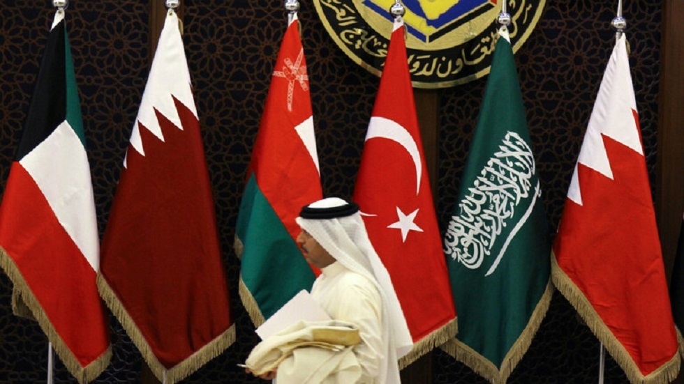 تحرك كويتي جديد لحل الخلاف الخليجي