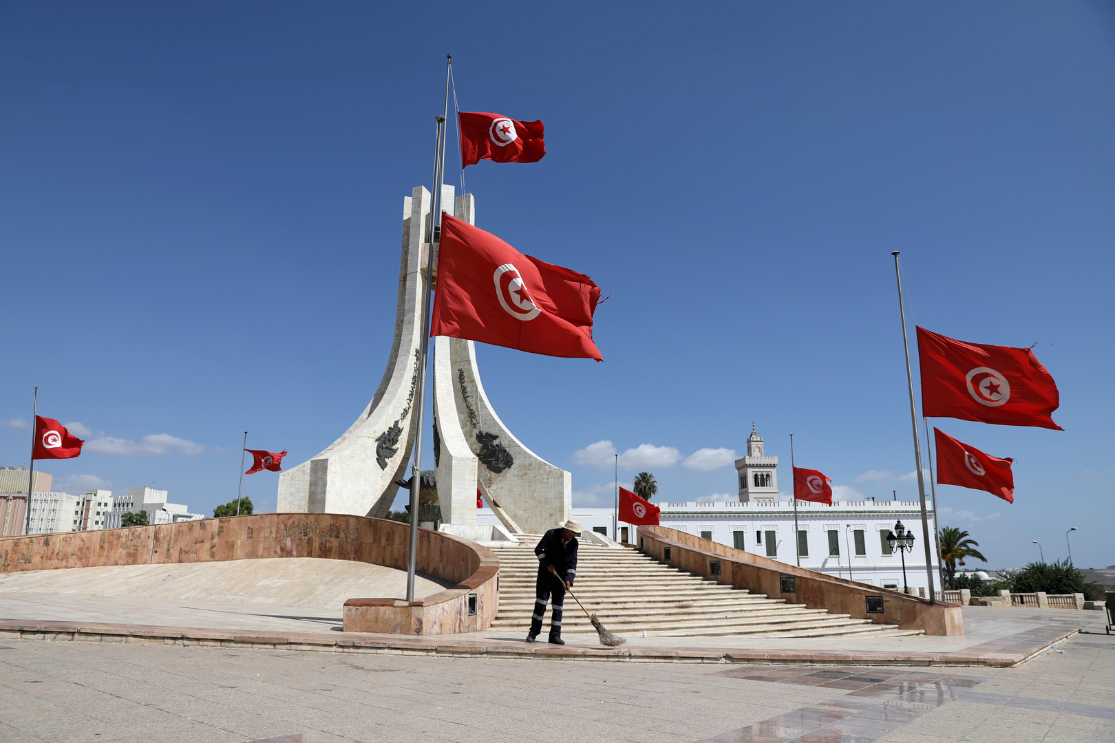 الرئيس التونسي في افتتاح منتدى الحوار الليبي: الحل لا يمكن أن يكون إلا ليبيا خالصا