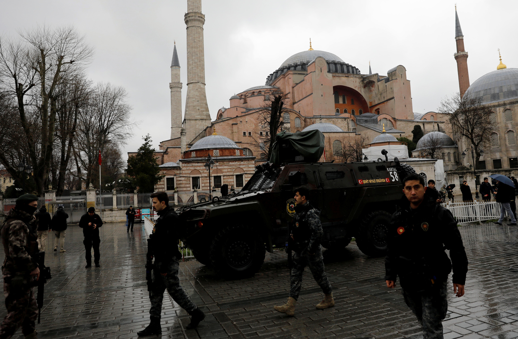 تركيا.. توقيف 17 مشتبها بهم في عملية أمنية ضد 