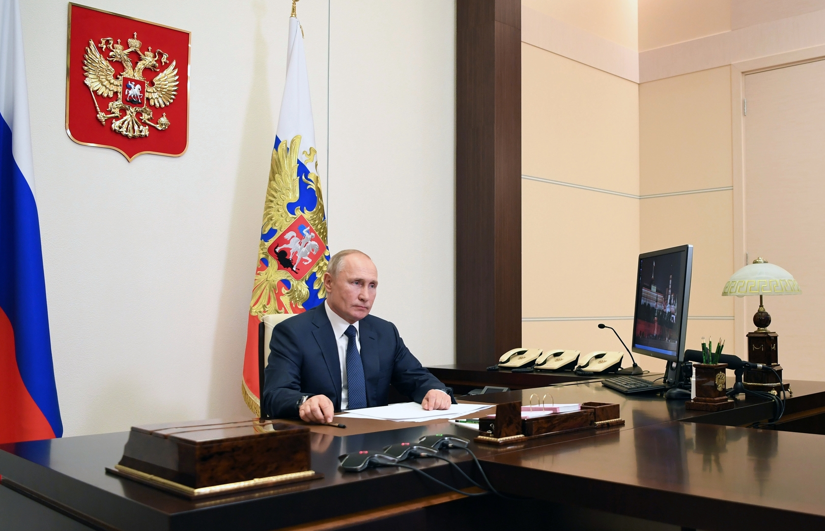 بوتين: وقف إطلاق النار ونشر قوات حفظ سلام روسية في قره باغ