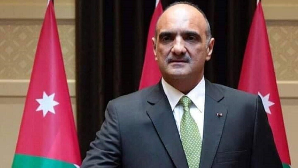 رئيس الوزراء الأردني يعلن استقالة وزير الداخلية من منصبه