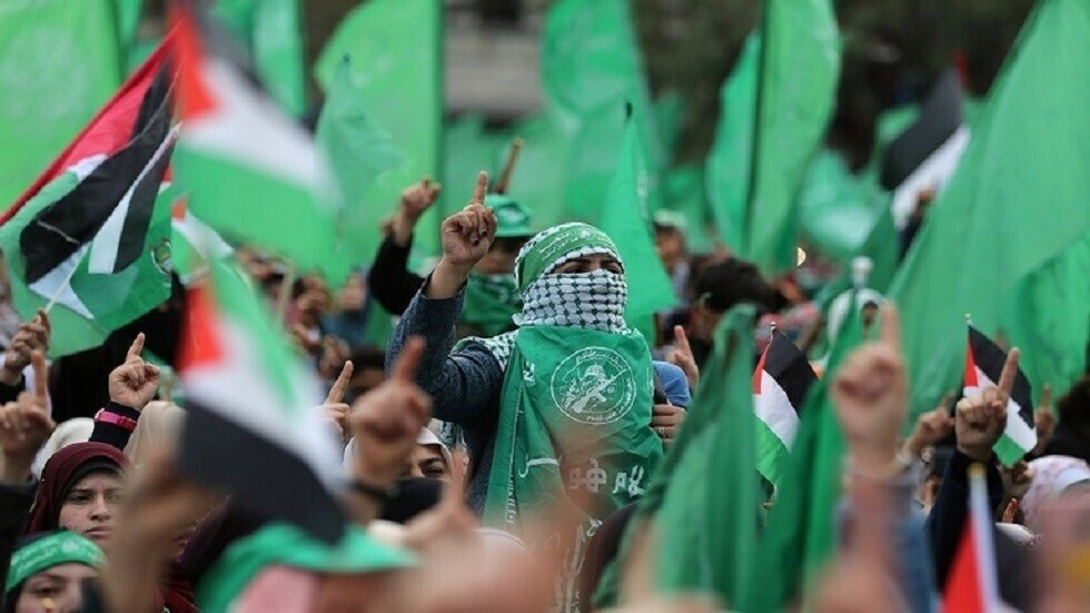 المقاتلون الفلسطينيون يغامرون بفقدان راعيهم