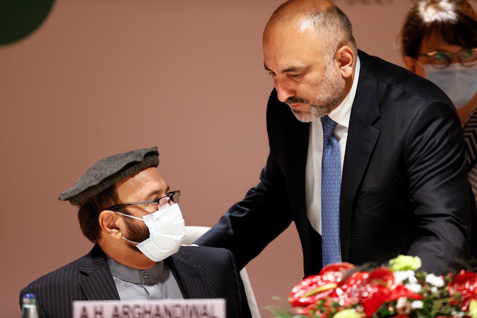 عشرات المانحين الدوليين يتعهدون بمليارات الدولارات لأفغانستان